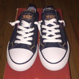 Levi’s Women Sneakers (Comfort Tech Insole)